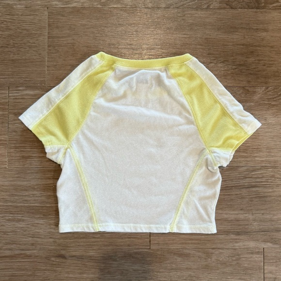 UO BDG Cropped Prefect Baby Baseball Tee Yellow & White, size S, like new! - Picture 2 of 4